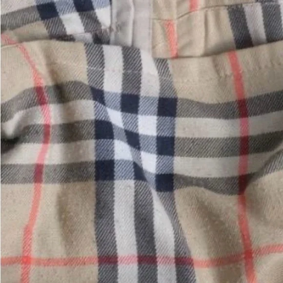 Pre loved Burberry coat - Picture 6 of 9